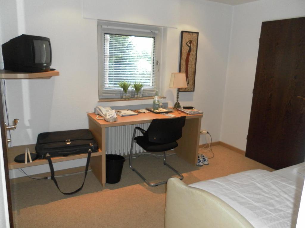 Haus Litzbruck Otel Düsseldorf Oda fotoğraf
