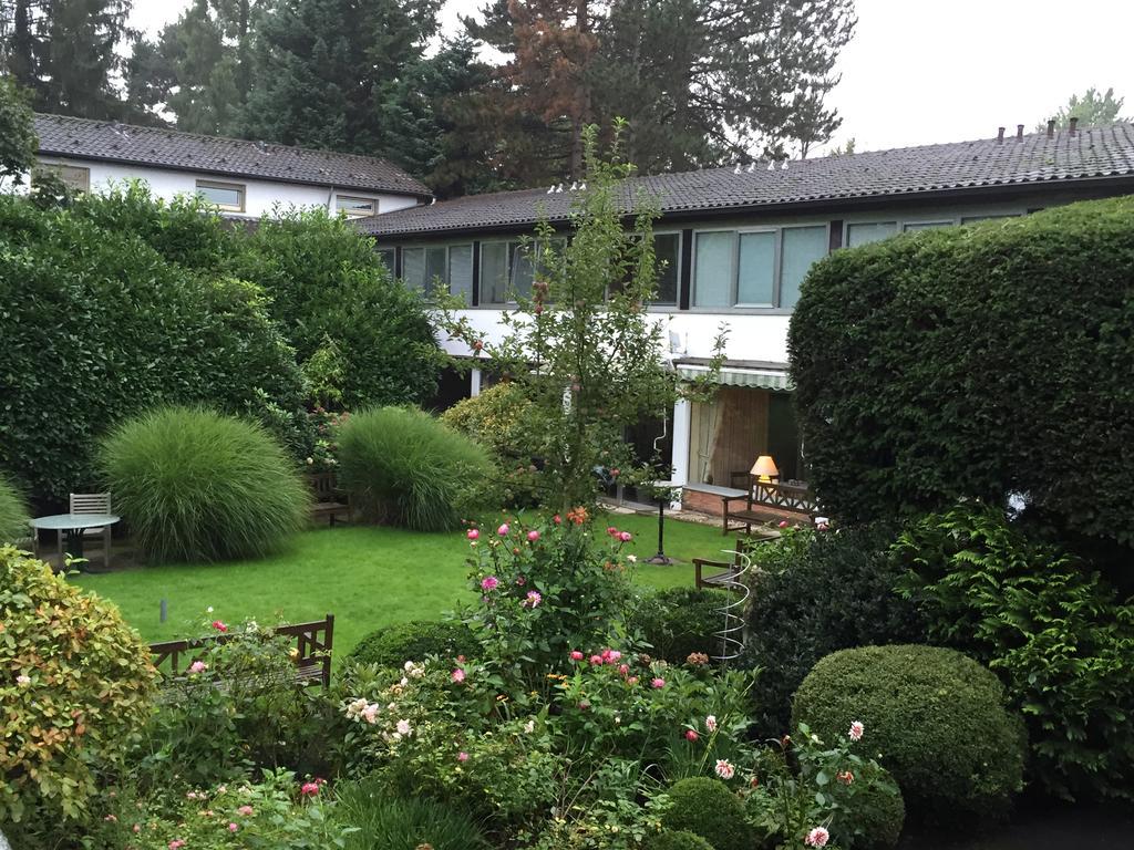 Haus Litzbruck Otel Düsseldorf Dış mekan fotoğraf