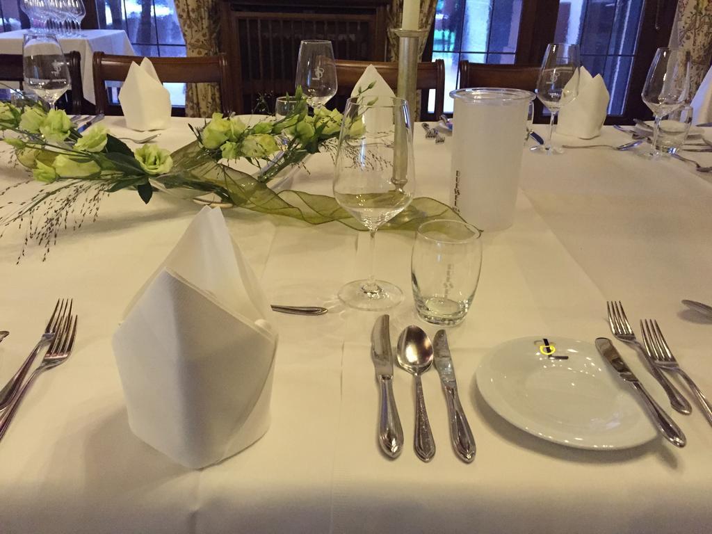 Haus Litzbruck Otel Düsseldorf Dış mekan fotoğraf