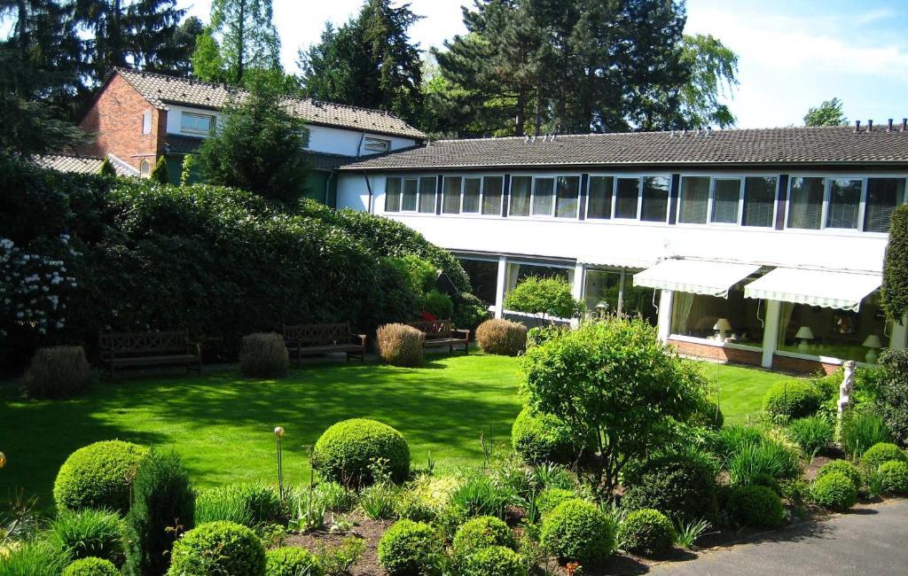 Haus Litzbruck Otel Düsseldorf Dış mekan fotoğraf