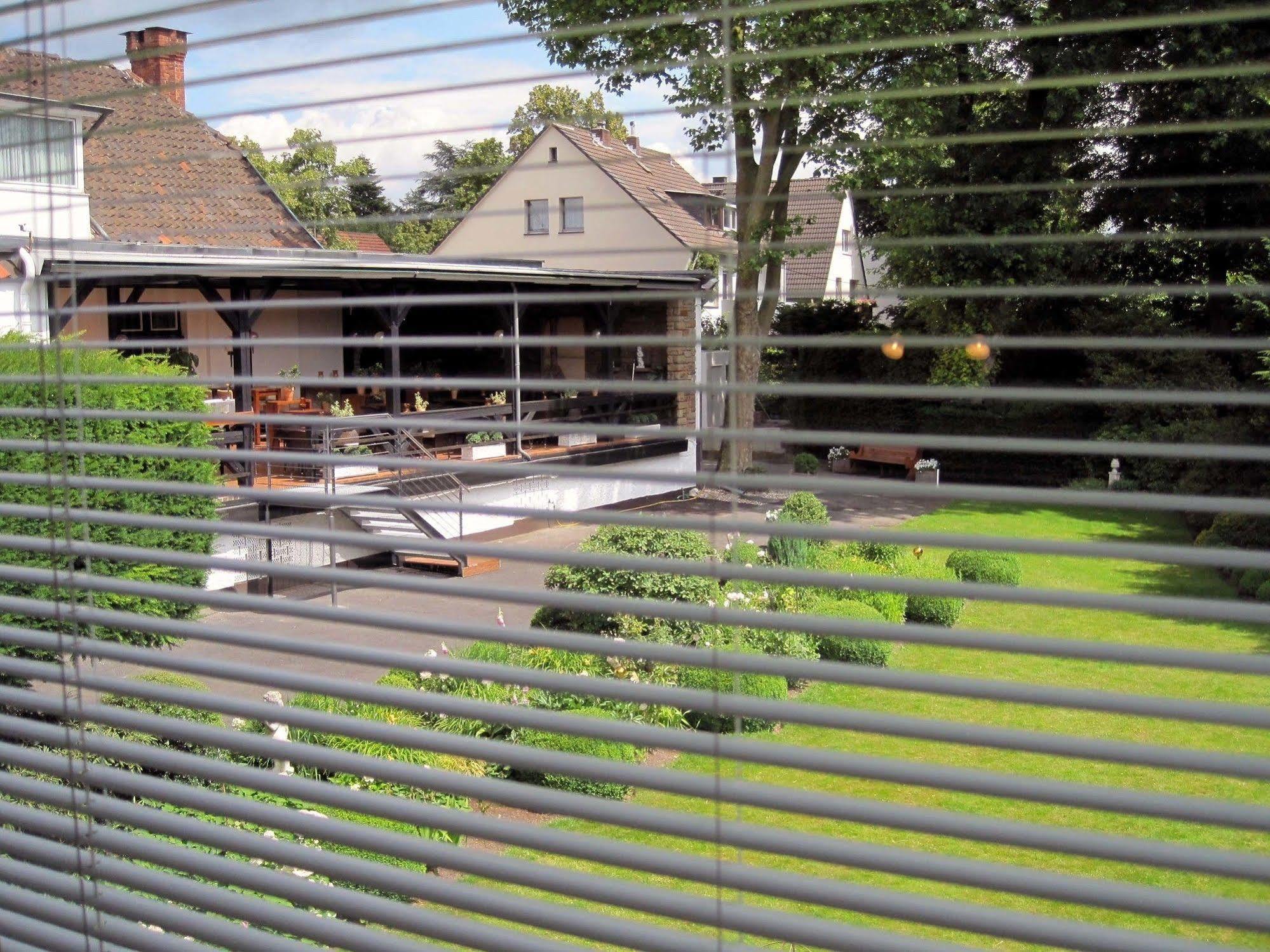 Haus Litzbruck Otel Düsseldorf Dış mekan fotoğraf